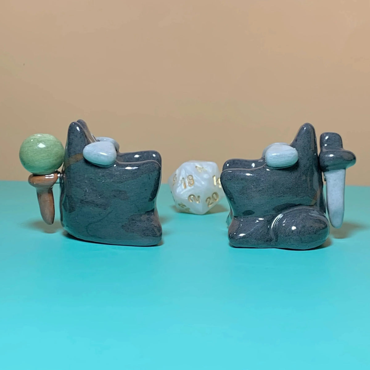 🔥Last Day 49% OFF - 🎨⚔️D&D Companion Cat D20 Holder