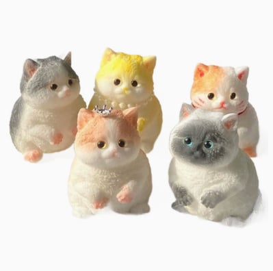 🎉🎨🐾Soft and Cuddly Cat – Stress-Relief Squeezable Toy