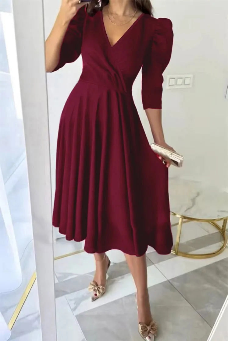 🌸Spring Specials💐 Women's V-Neck Pleated Waist-slimming Midi Dress