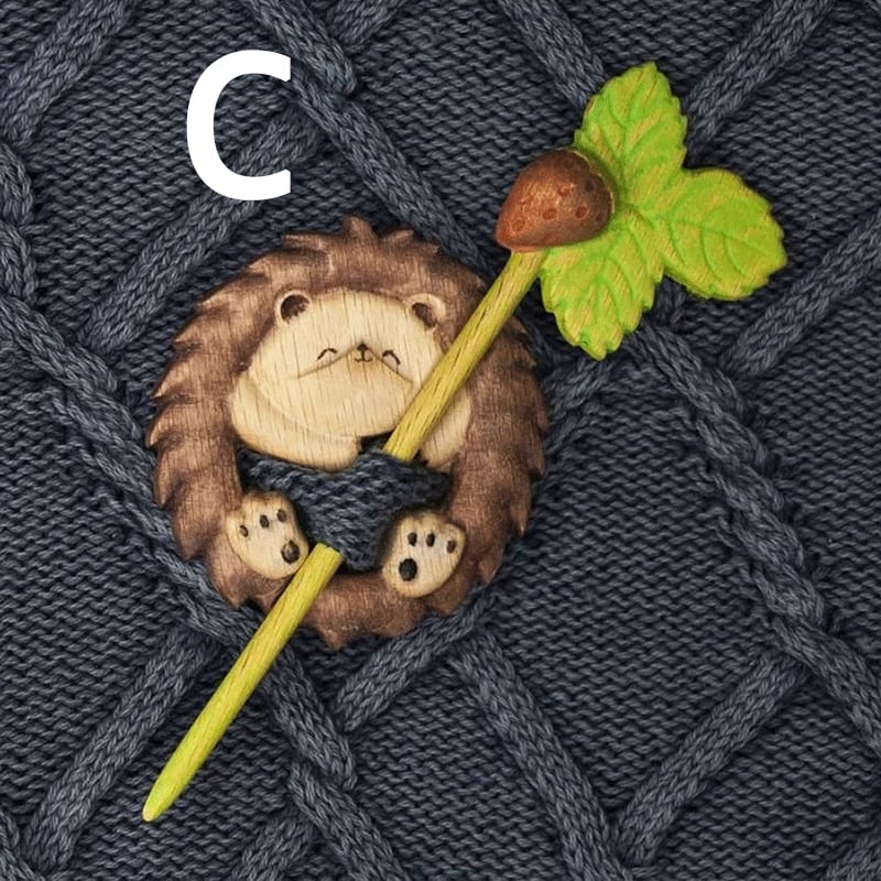 🐾Wooden Animal Brooches