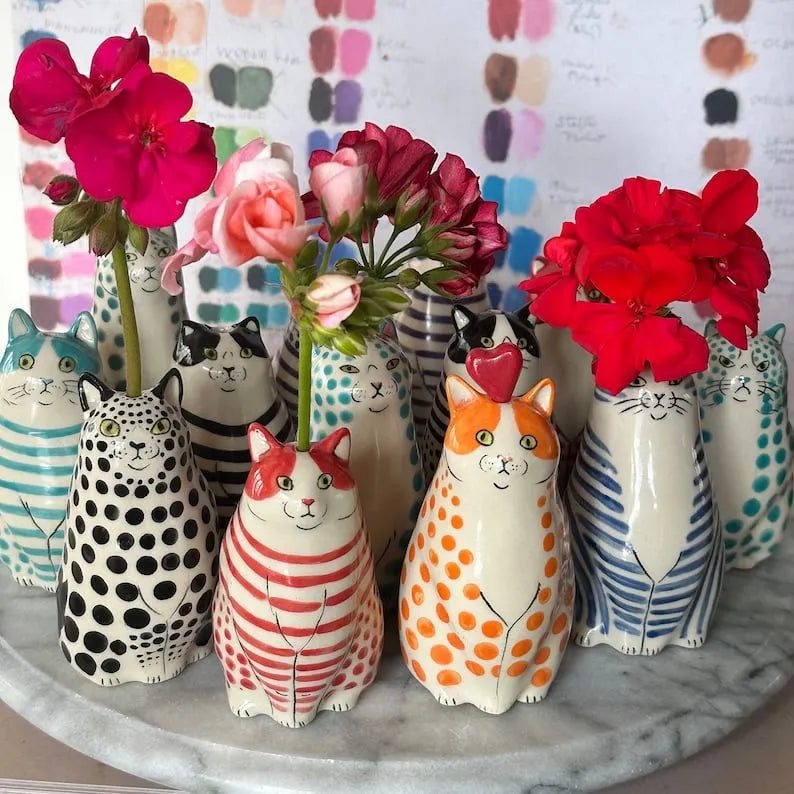 🎉Hand-Painted Cat Vase Collection(🥰Buy 1 Get 1 Free🥰)