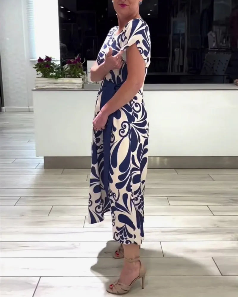 Elegant Short-Sleeved Dress with Contrast Print