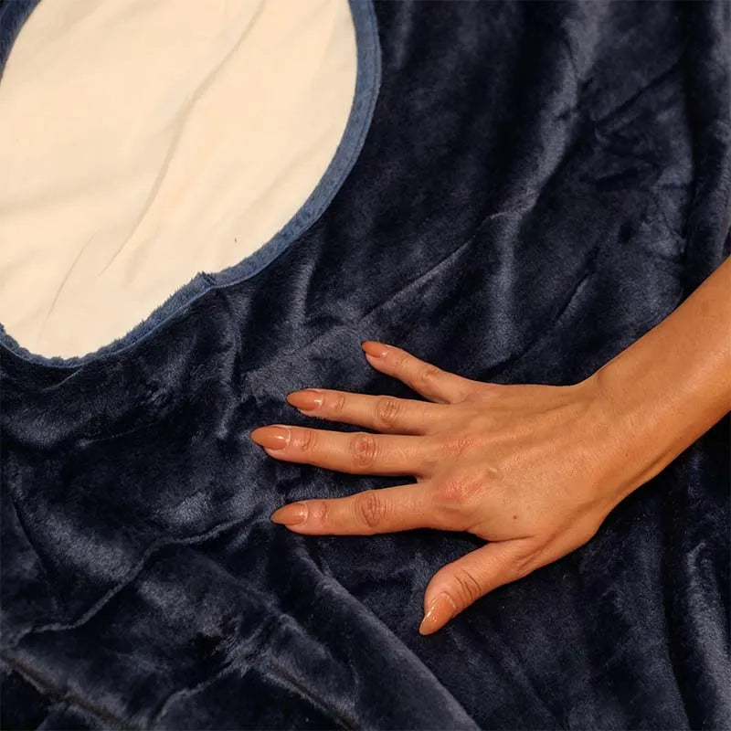 ❄️💞 Cooling Ice-Silk Blanket for Adults – Ultra-Soft, Openable Blanket for Maximum Comfort & Deep Sleep
