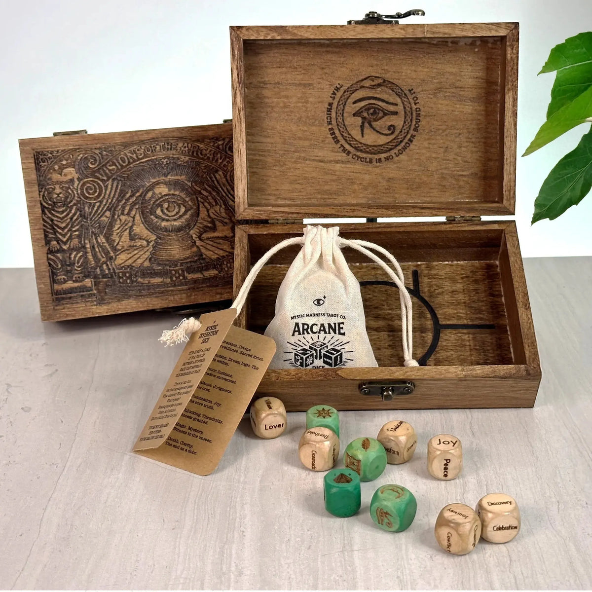 🎉🔮🎲Arcane Divination Dice Set – Engraved Wooden Box, Oracle Dice for Tarot Ritual, Handcrafted Intuition Amplifier