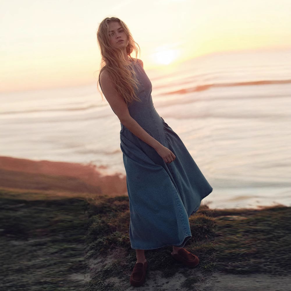 OPEN-BACK DENIM DRESS(FREE SHIPPING)
