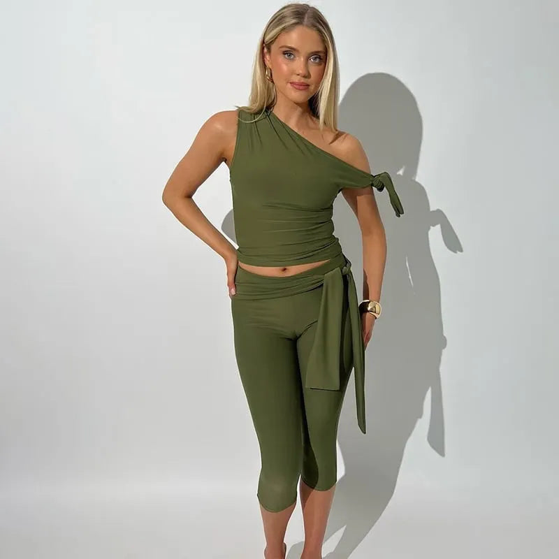 Women's Solid Asymmetrical Neck Knot Design Top & High Waist Capri Pants Two-piece Set
