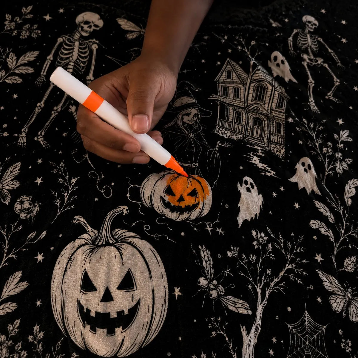 🎉🎃👻Trick Or Trace Halloween Coloring Blanket🎨(📦Buy 2 Free Shipping)