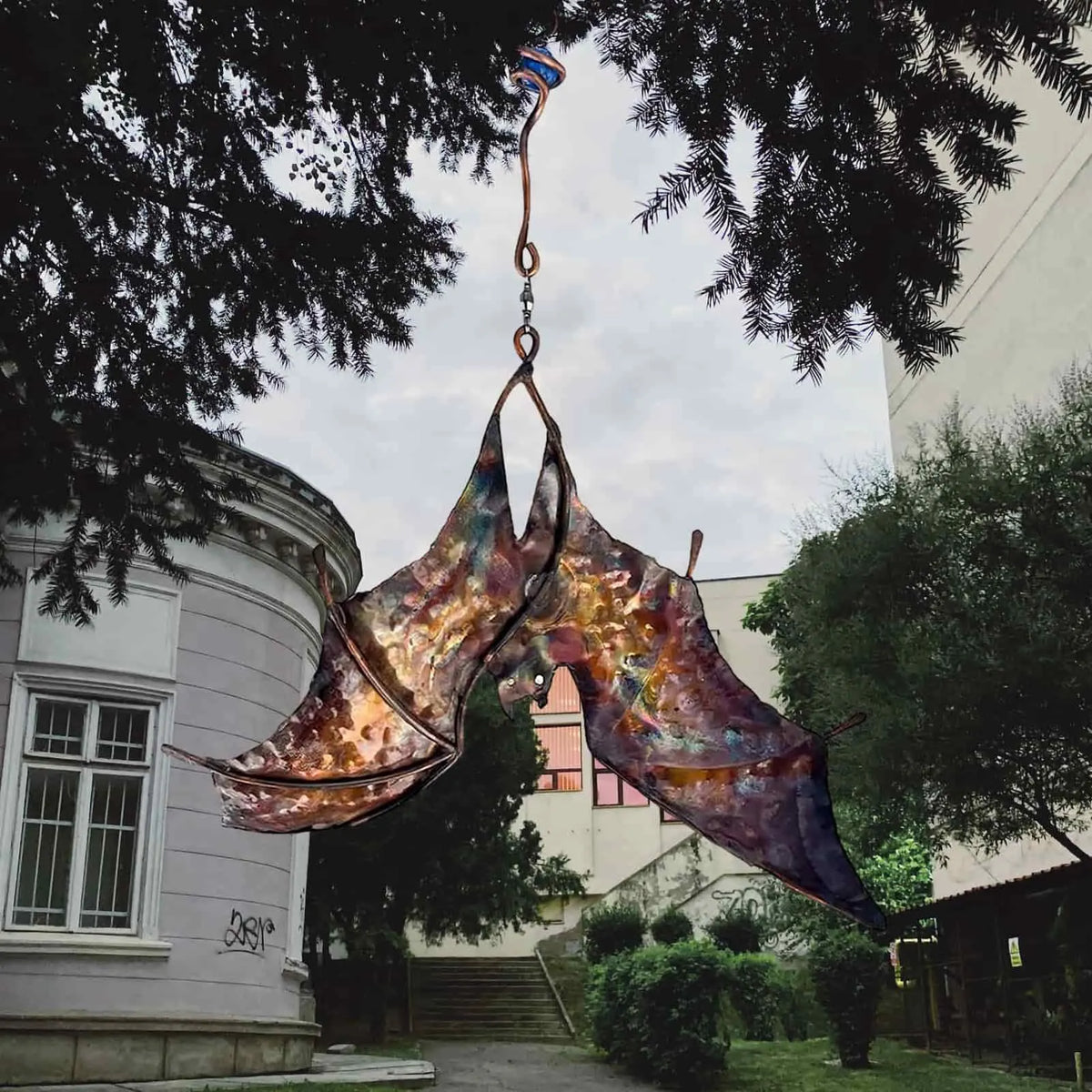 Metal Wind Spinner Hanging Ornament – Dragon & Bat Garden Wind Catcher 🦇🐉