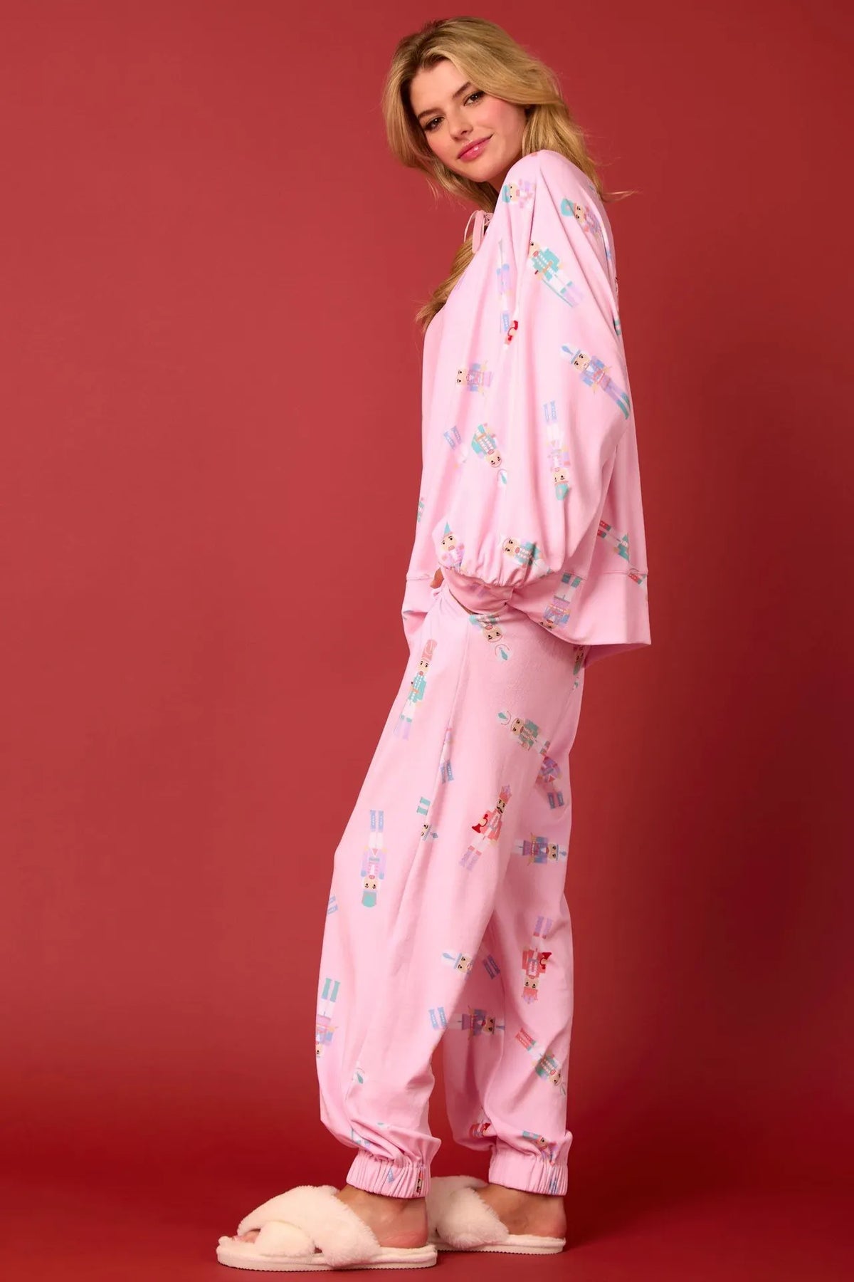 CHRISTMAS TREES AND BOWS PAJAMA SET
