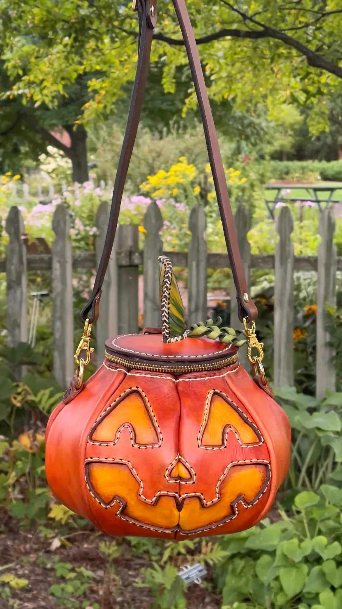 🔥Last Day 49% OFF - 🎃The Great Purely handmade leather Pumpkin Bag(✨Same as in the video)