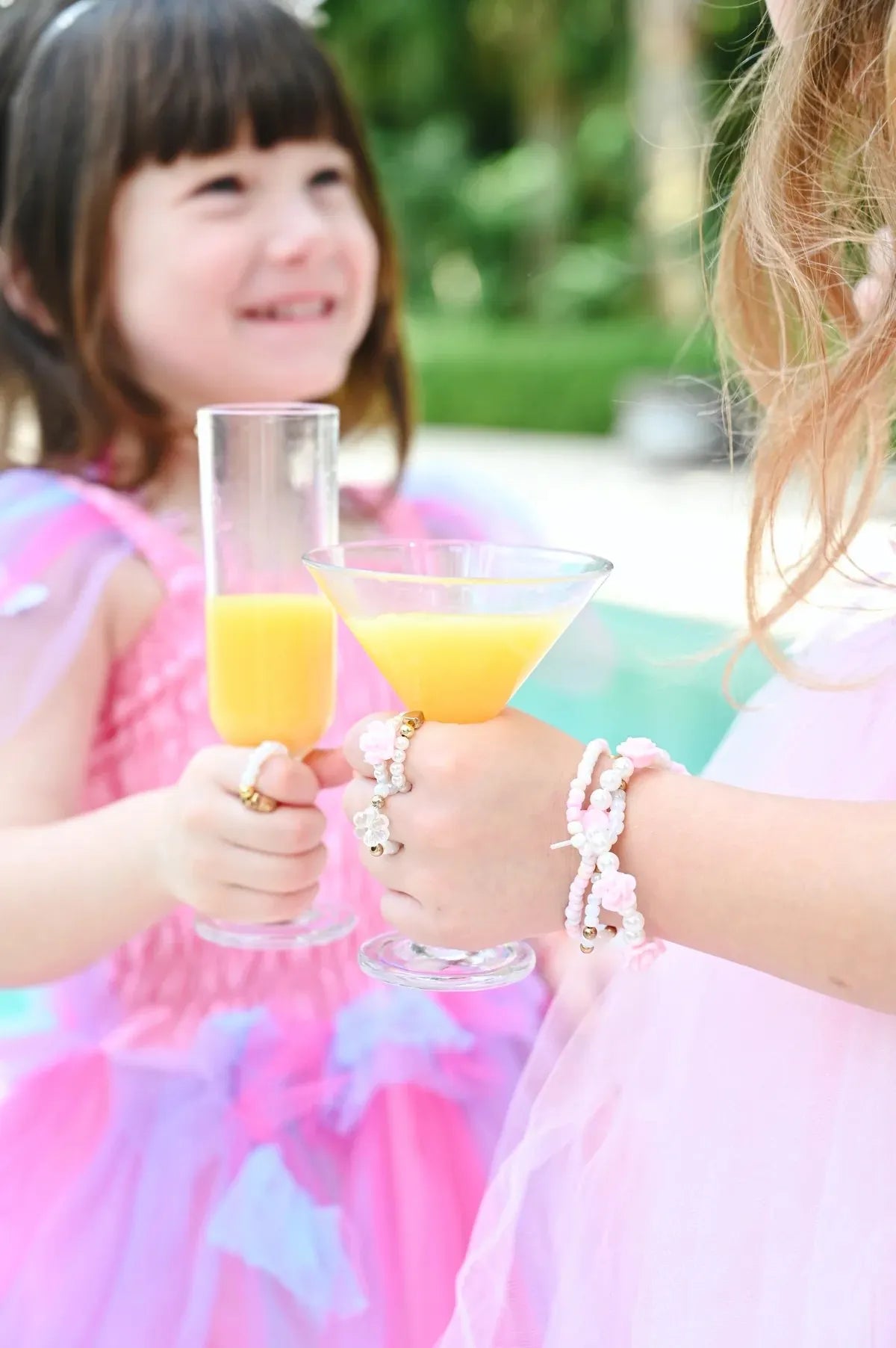 🏖️🥤 Tini Cheers 3-Pack Stemmed Kids Cups, Shatterproof BPA-Free Transparent Tritan Drinking Cups, Top-Rack Dishwasher Safe for Toddlers Ages 2+ 🍸️🍷