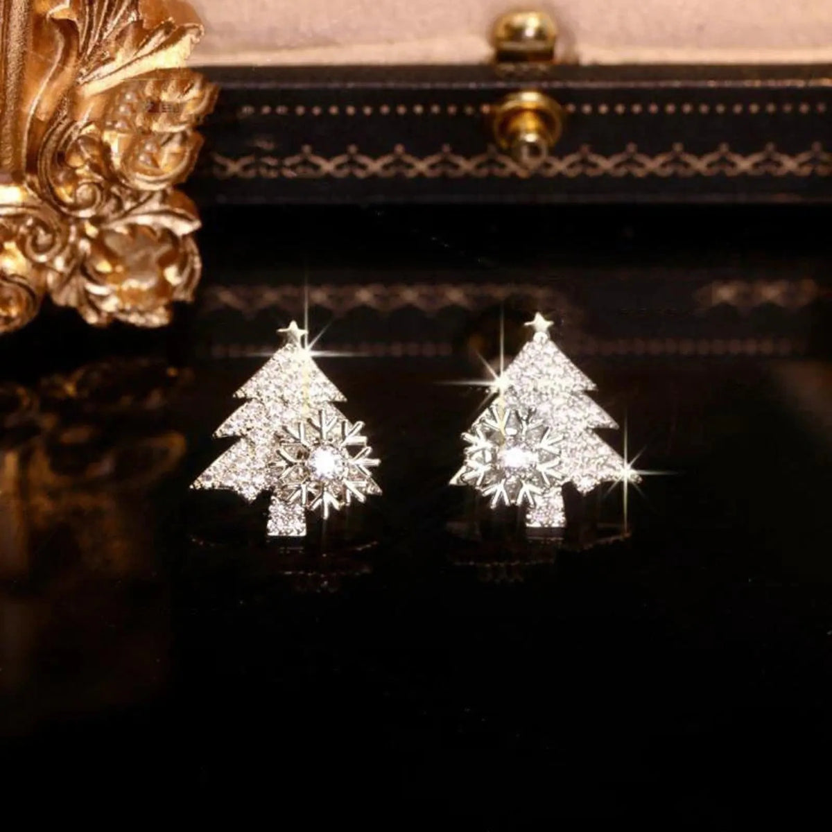🎅Early Christmas Sale 49% OFF🎄-Christmas Gift For Her -Shiny Christmas Tree Earrings