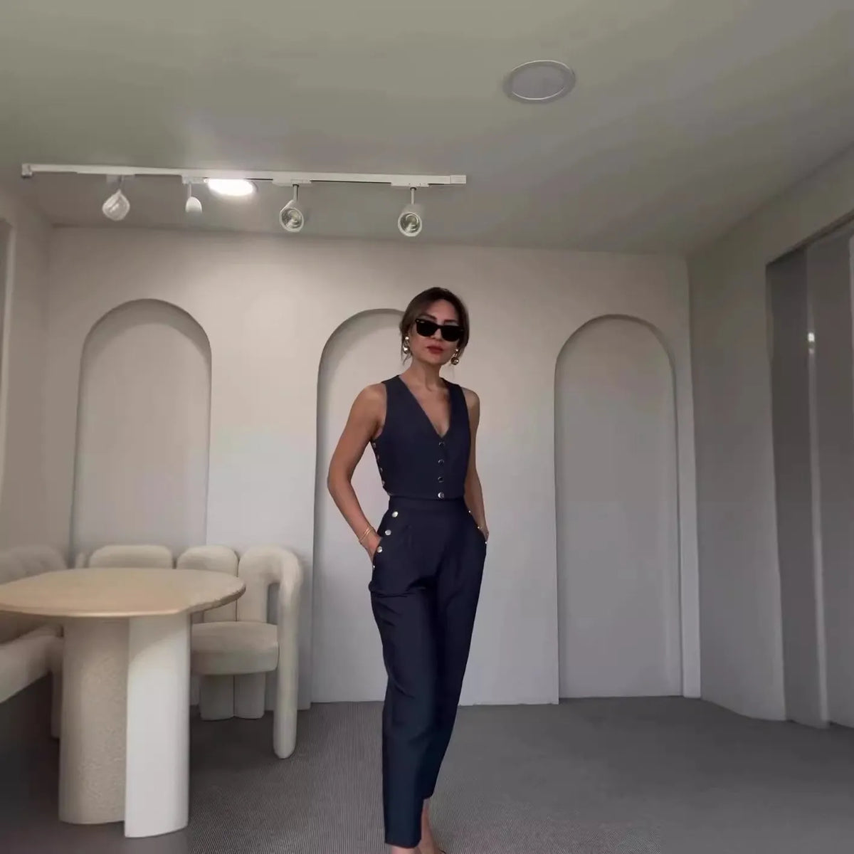 Deep V vest + casual pants suit