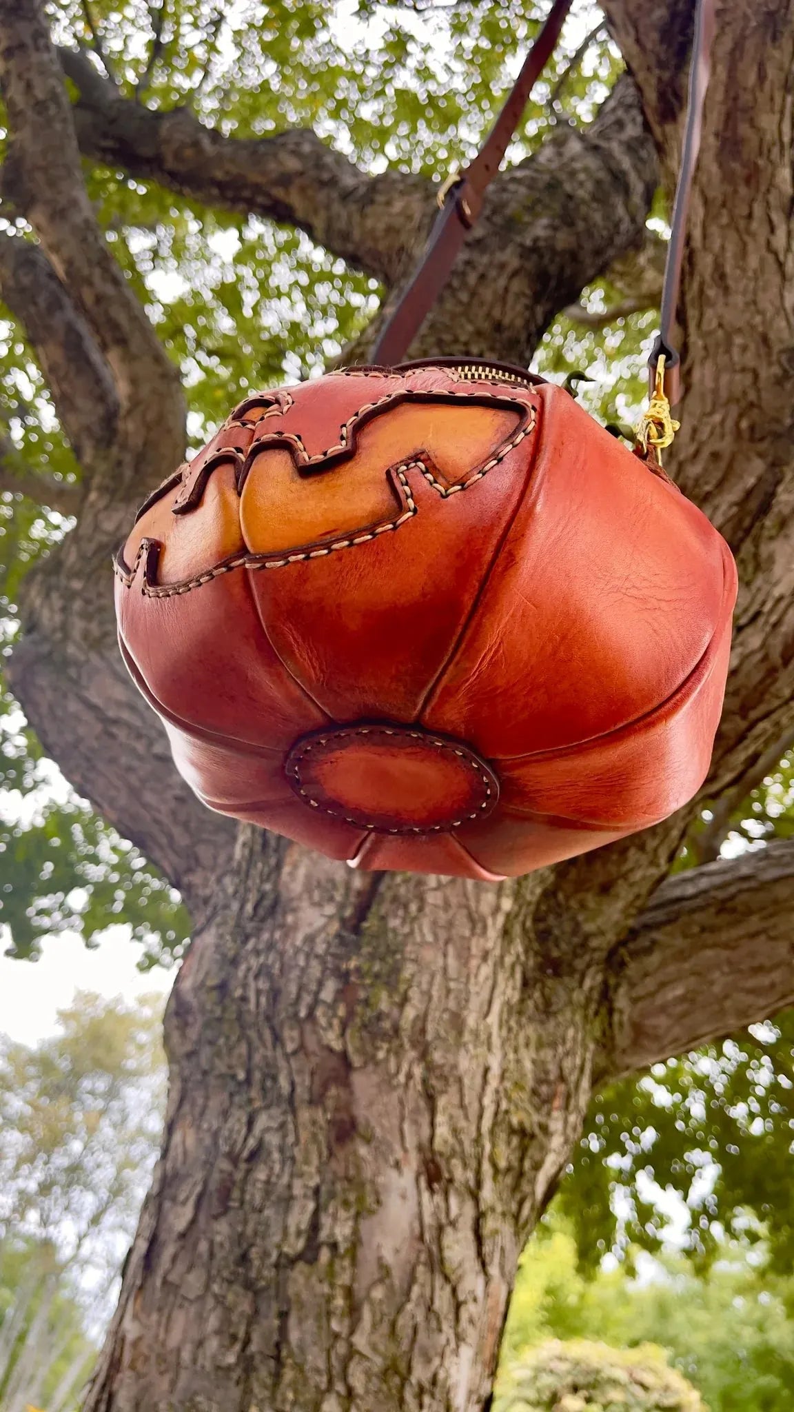 🔥Last Day 49% OFF - 🎃The Great Purely handmade leather Pumpkin Bag(✨Same as in the video)