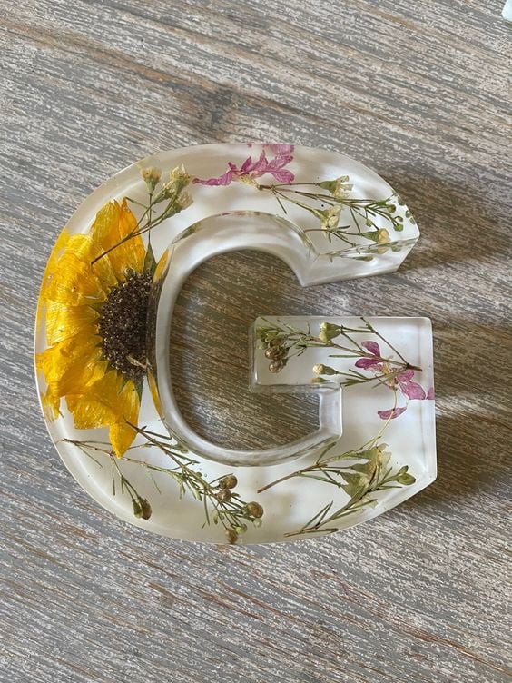 Handmade Floral Resin Night Light🕰