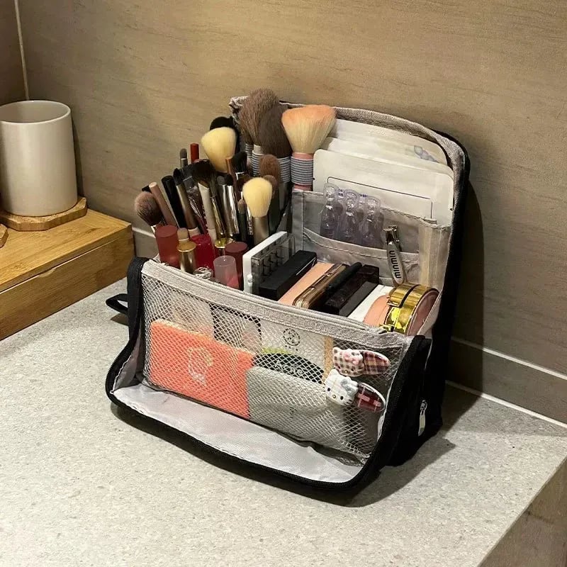 🔥 HOT SALE 🔥Standing Makeup Bag – Portable, Large Capacity