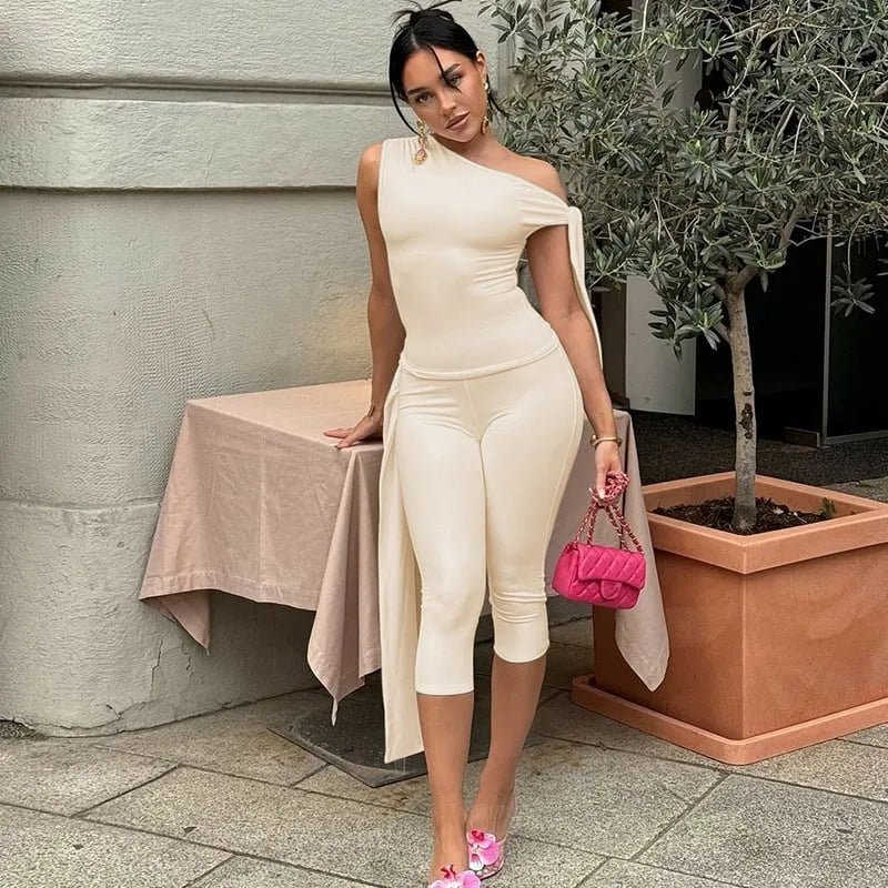 Women's Solid Asymmetrical Neck Knot Design Top & High Waist Capri Pants Two-piece Set