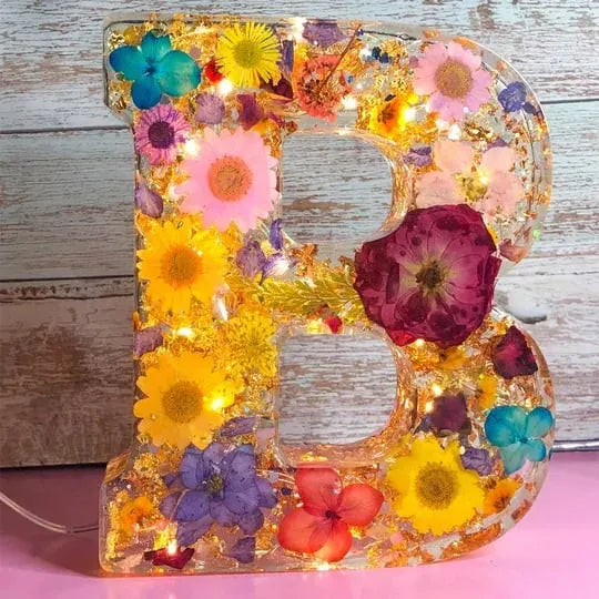 Handmade Floral Resin Night Light🕰