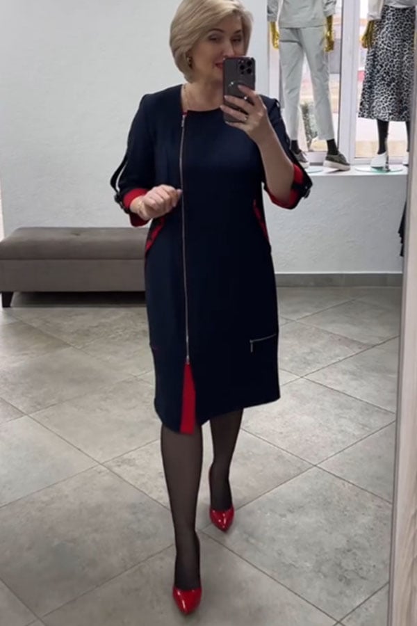Fashionable high-end women's dress with side zipper
