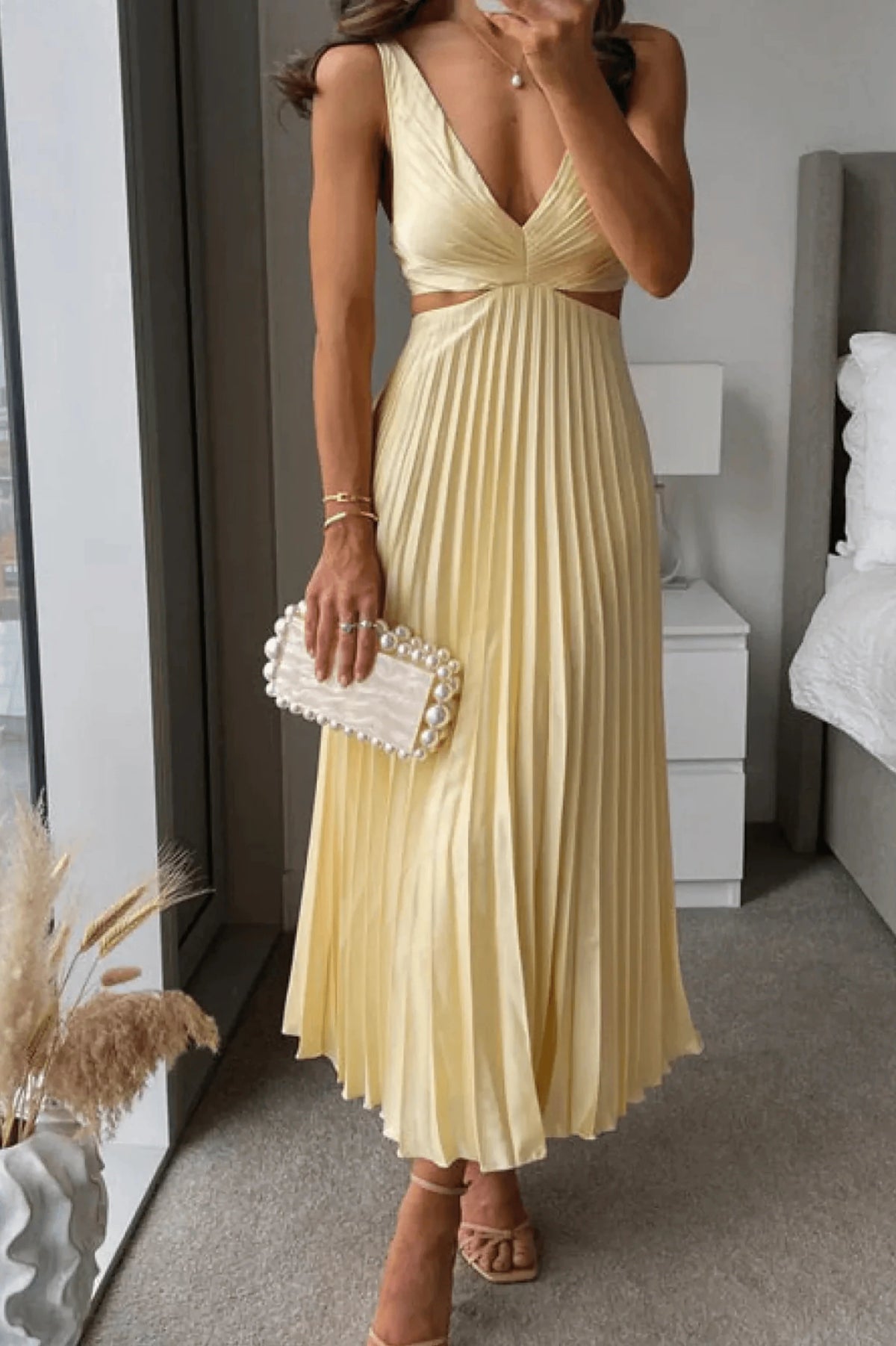 Estella Cutout Waist Loose Midi Dress