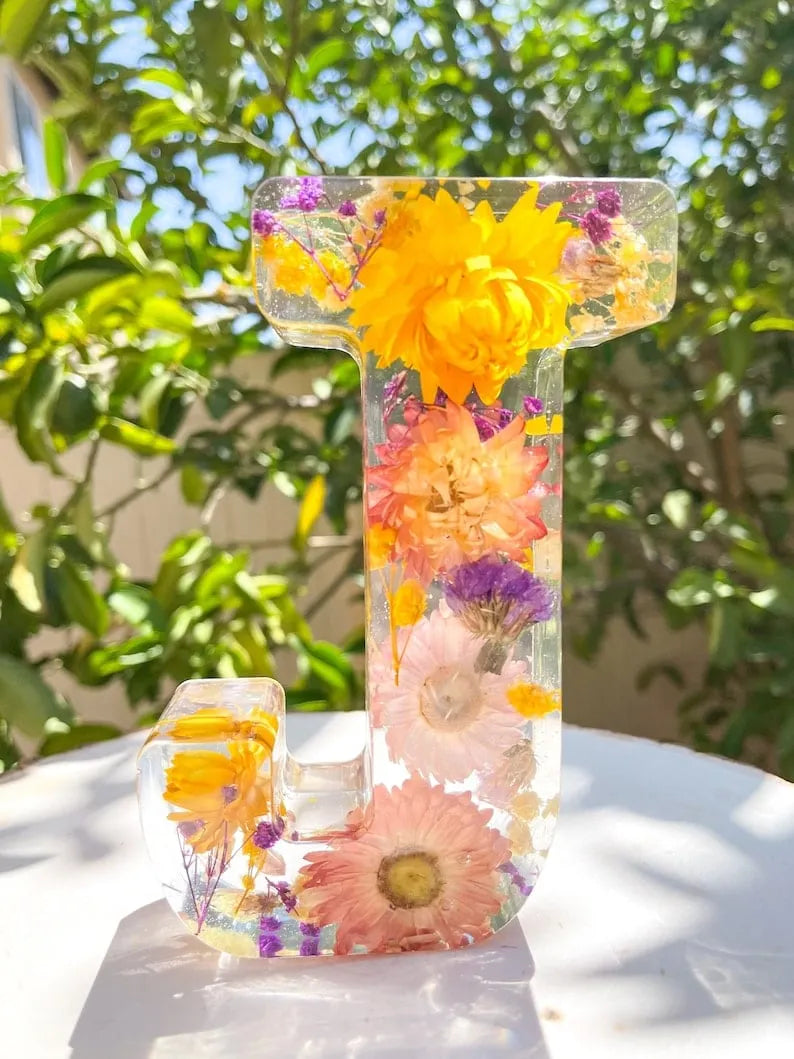 Handmade Floral Resin Night Light🕰