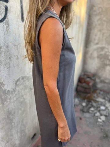 🔥NEW HOT SALE🔥Women's Sleeveless Button Pocket V-Neck Dress