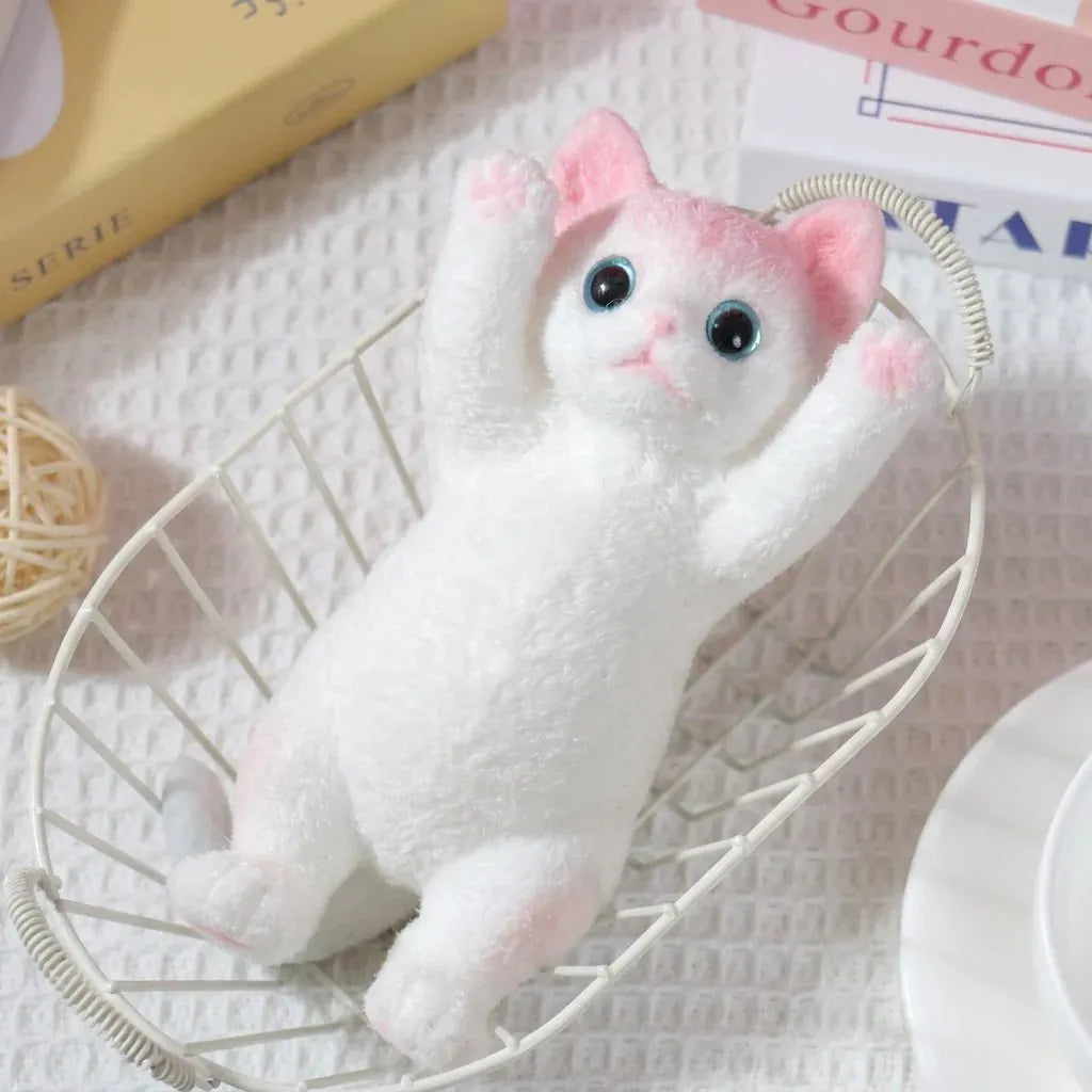 🎉🎨🐾Soft and Cuddly Cat – Stress-Relief Squeezable Toy
