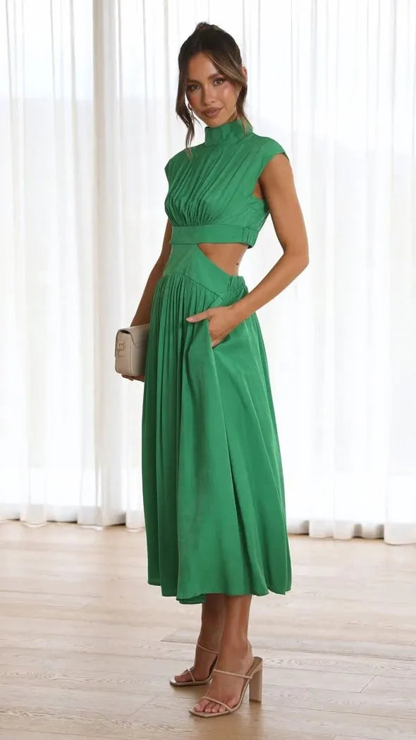 Cutout Waist Pocketed Vacation Midi/Mixi Dress