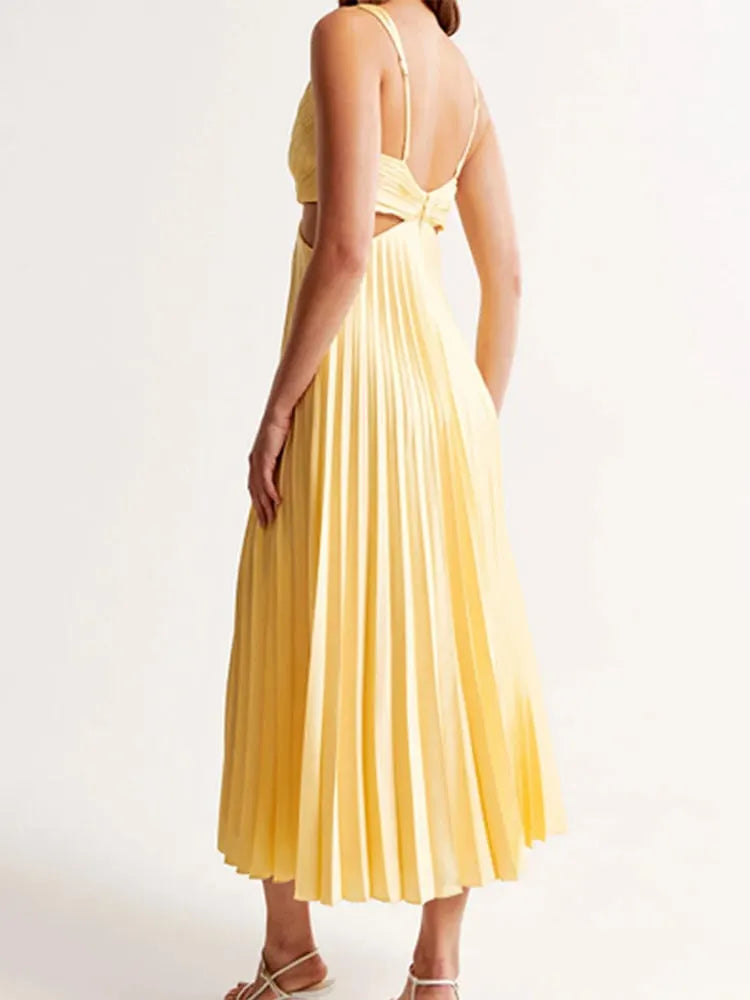 Elegant V-neck Sleeveless Backless Pleated Maxi Dress
