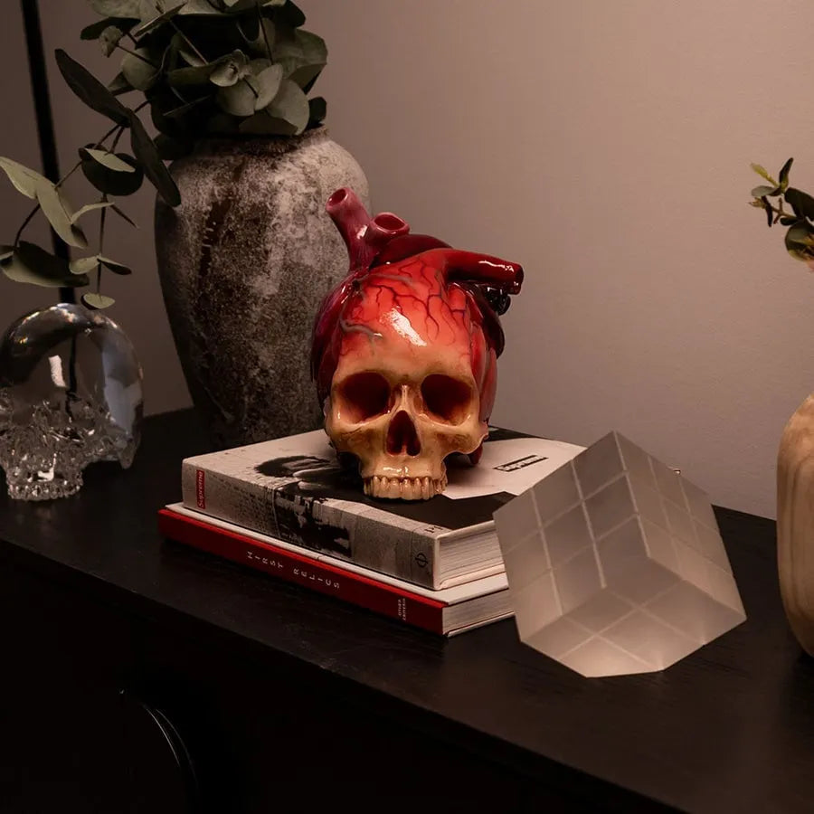 💀The Tell-Tale Heart Skull ❤️