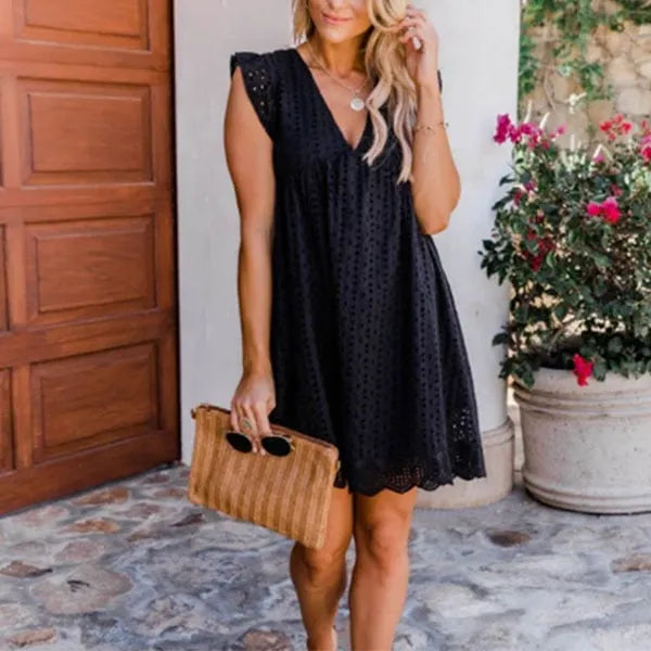 Women's Lace Jacquard Cutout Pocket Liner Shorts V Neck Plus Size Swing Dress