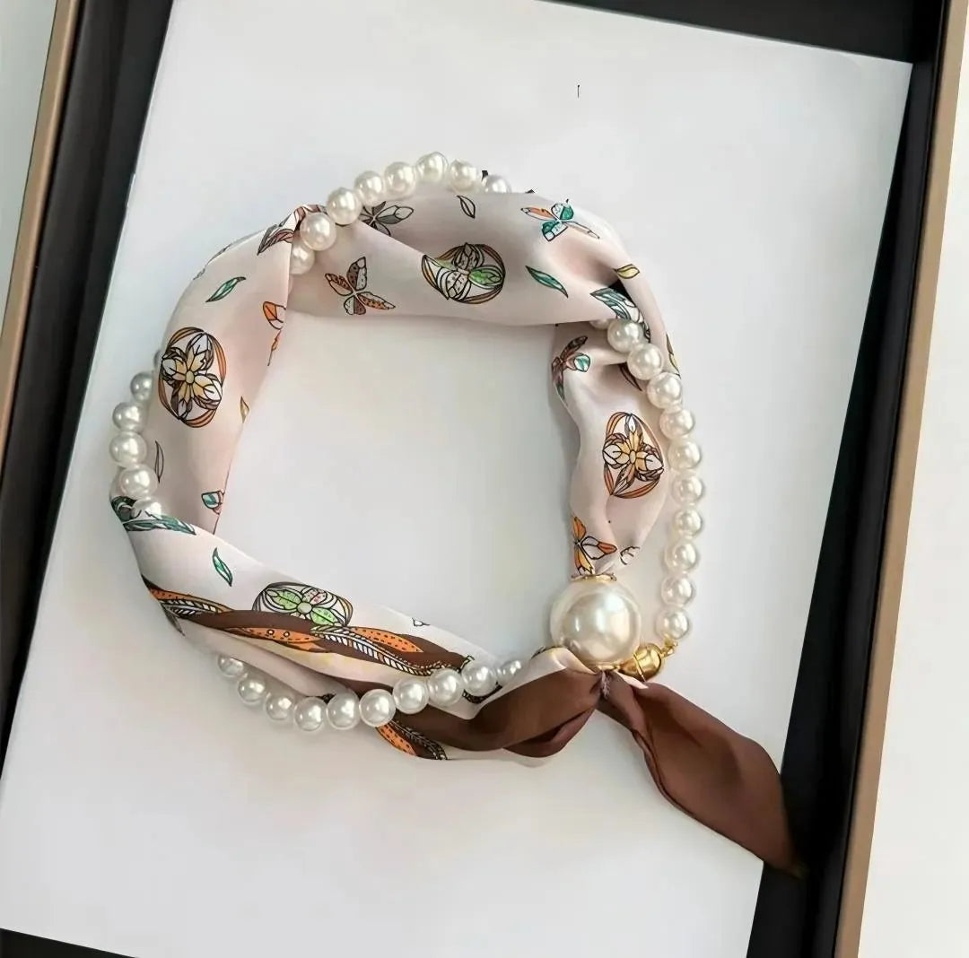 🔥 HOT SALE 🔥🧣 Effortless Glamour: Pop-On Pearl Necklace Scarf ✨