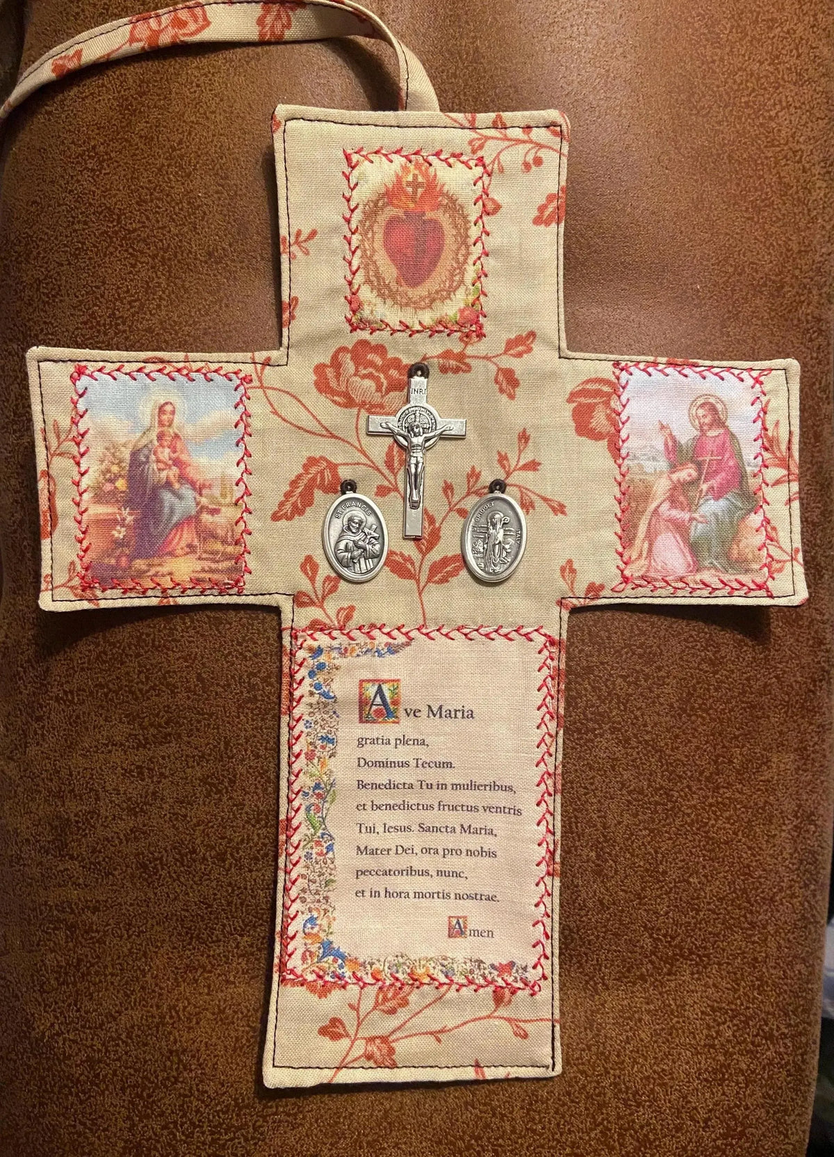✝️Handmade Catholic Pocket Altar - Travel Altar for Daily Devotion & Prayer|🎁Perfect Faith Gift