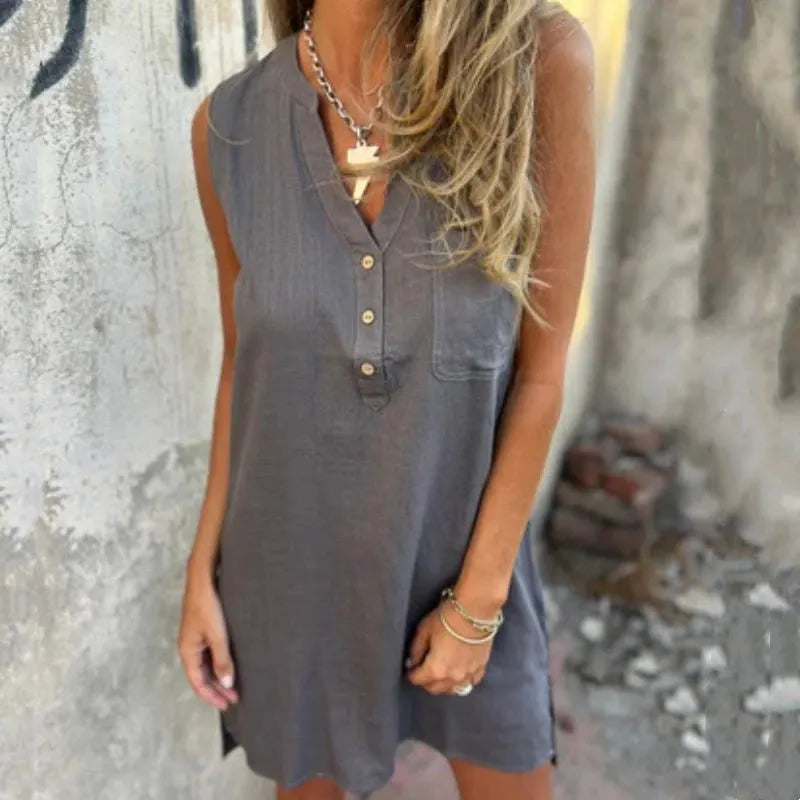 Women's sleeveless button-front V-neck dress