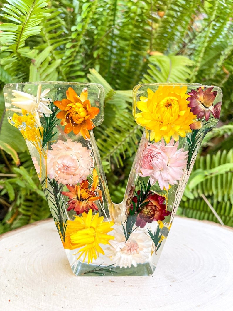 Handmade Floral Resin Night Light🕰