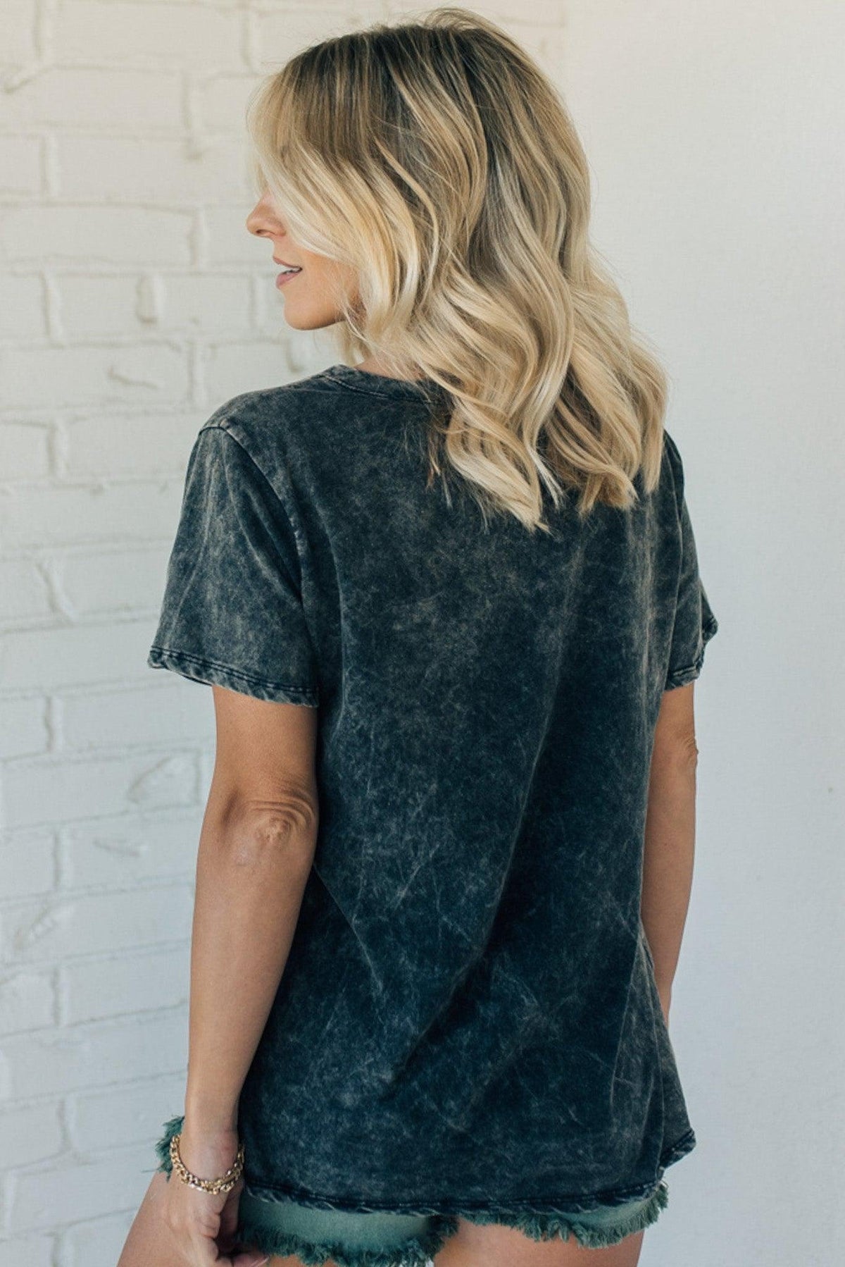 SUMMER ACID WASH EVERYDAY TEE