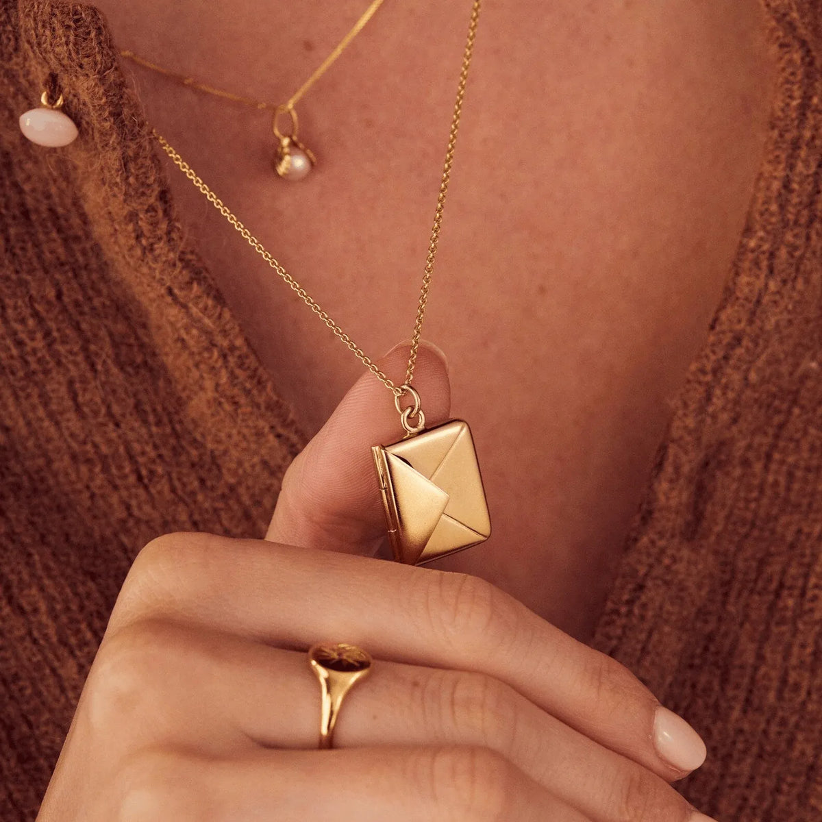 Unique Gift-Custom Love Photo Letter Envelope Necklace