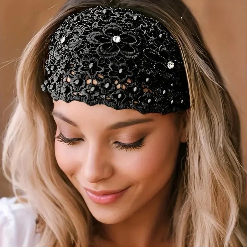 🔥 HOT SALE 🔥✨Plum Blossom Hollow Beaded Wide Headband