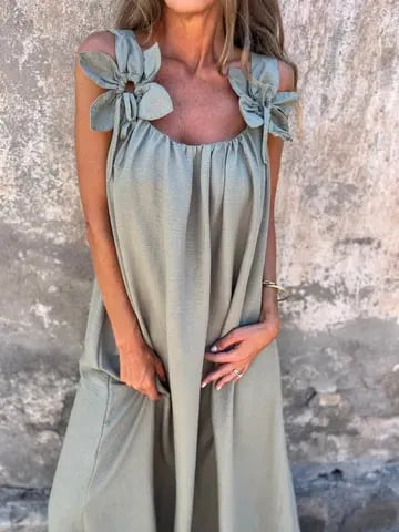 💕 Solid color dress for women with floral strap and U-neckline