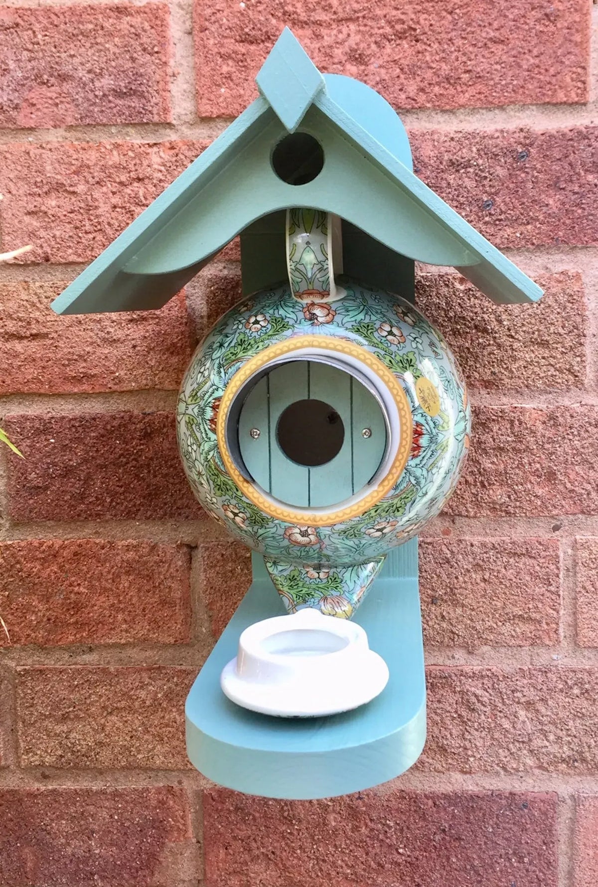 🐦Teapot Bird House and Feeder[ 🔥BUY 2 FREE SHIPPING🔥]