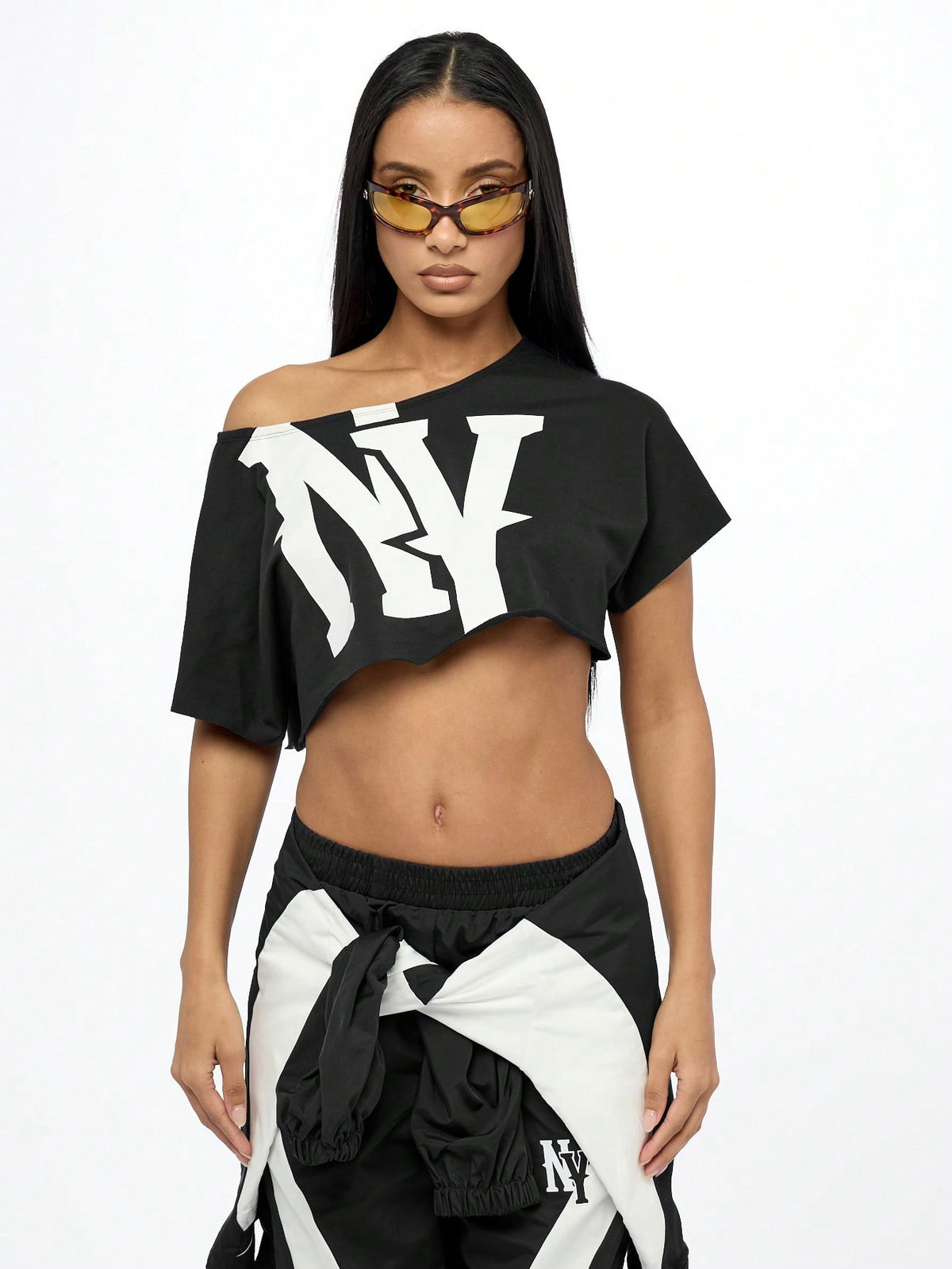 WOMEN Off Shoulder NY Logo Slouchy Crop Tee Athletic Varsity Sports Fan Streetwear Workout Fashion Athleisure Cropped T-Shirt Summer Urban Style
