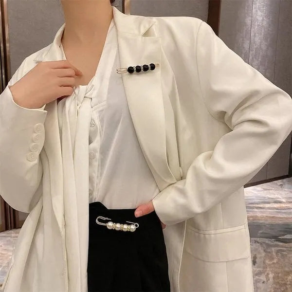 (🔥Hot Sale - 50% OFF) Fancy Rhinestones Pearls Safety Pin Brooch-BUY 4 GET 6 FREE