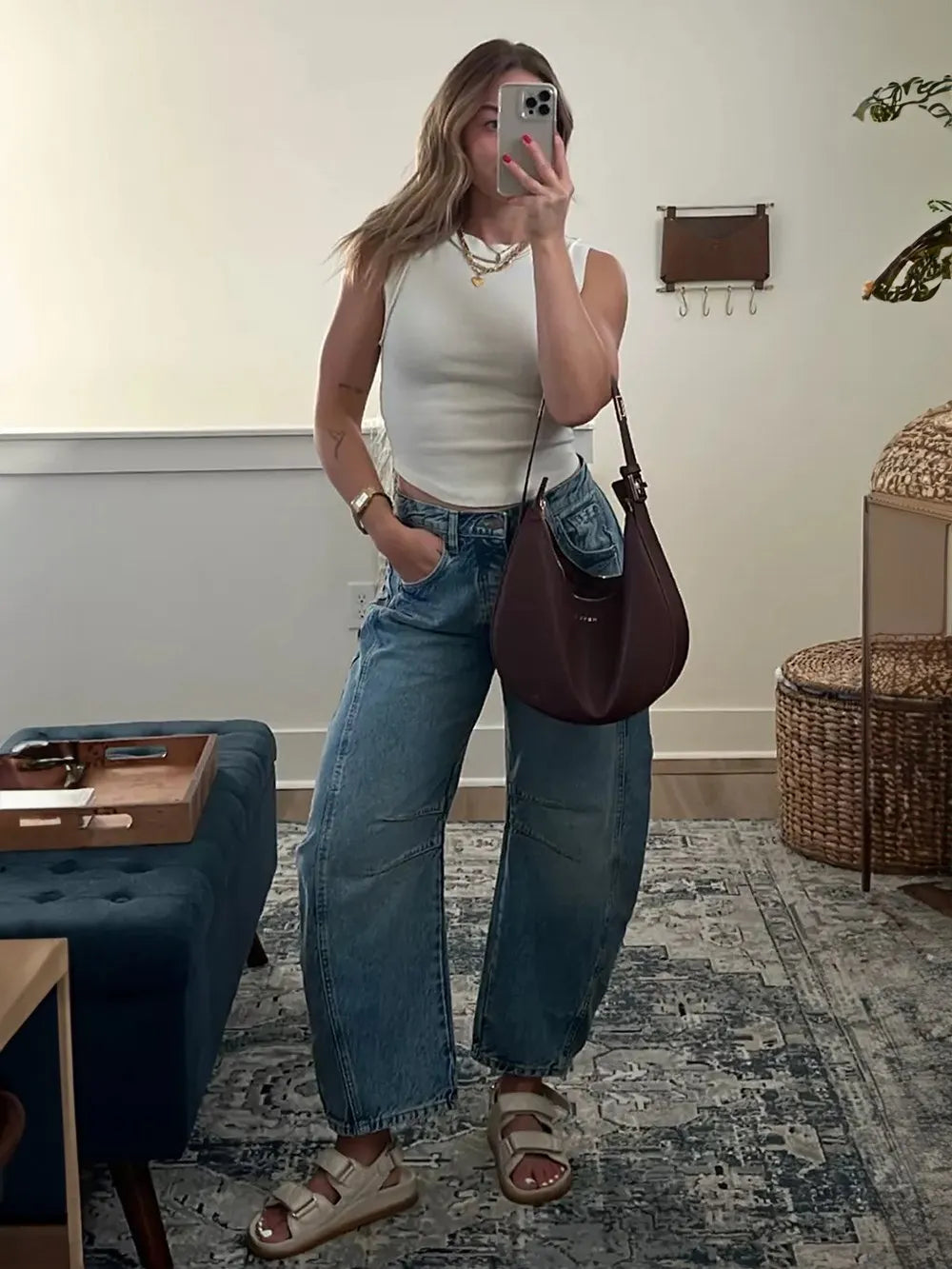 Women's Fashion Mid-Rise Barrel Jeans