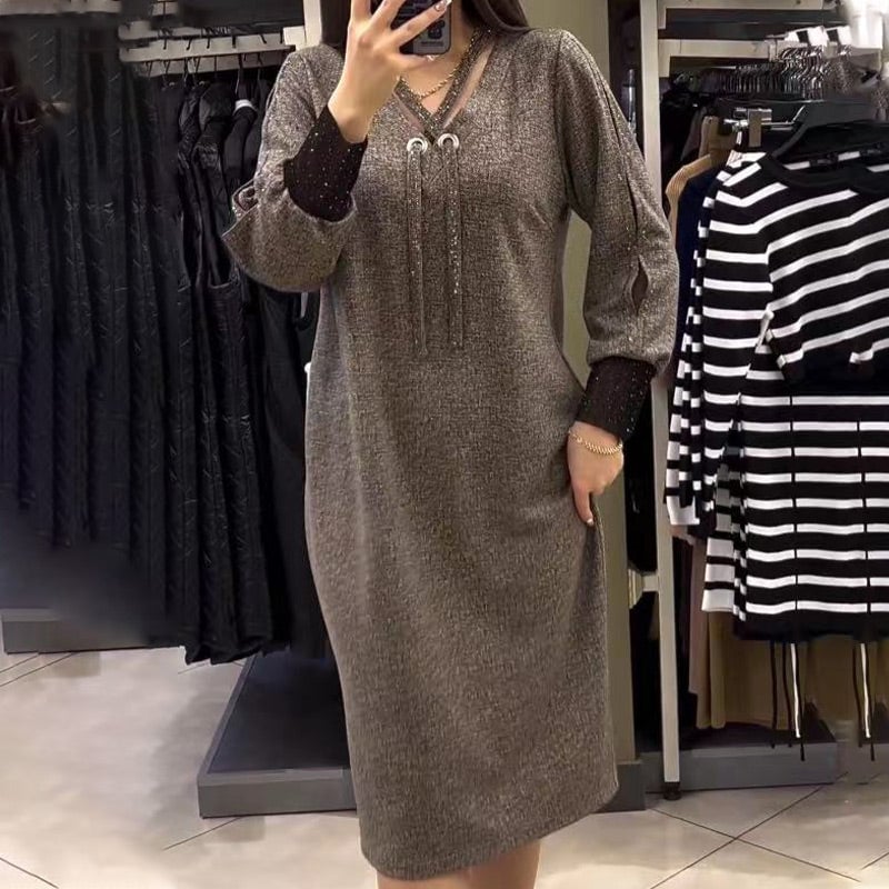 Women's long-sleeved dress, V-neck, tether.