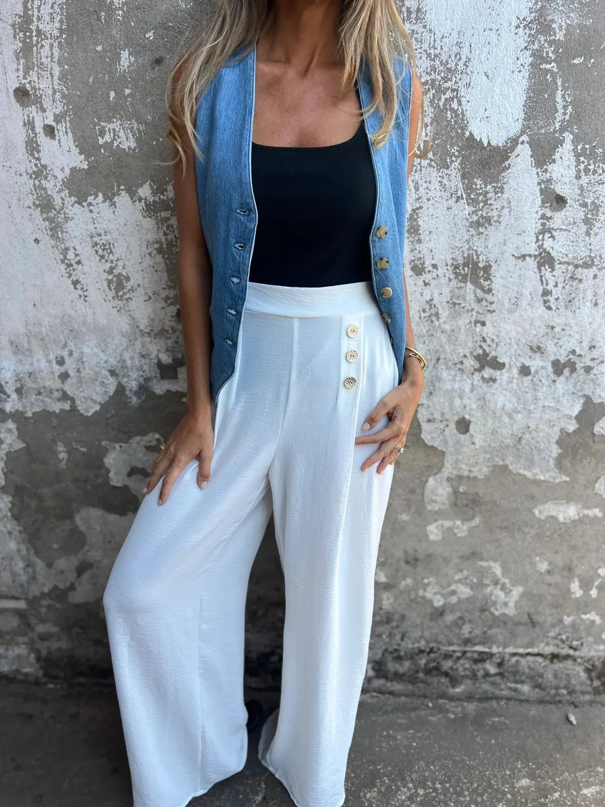 Women's Button-Decorated Loose-Fit Wide-Leg Pants