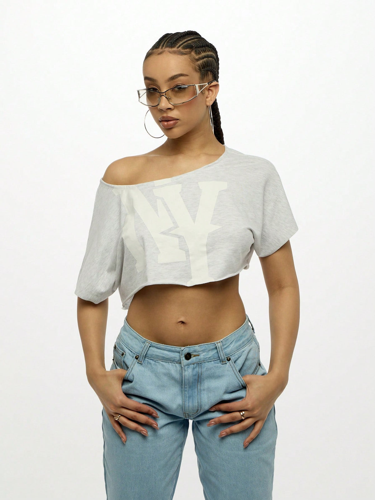 WOMEN Off Shoulder NY Logo Slouchy Crop Tee Athletic Varsity Sports Fan Streetwear Workout Fashion Athleisure Cropped T-Shirt Summer Urban Style