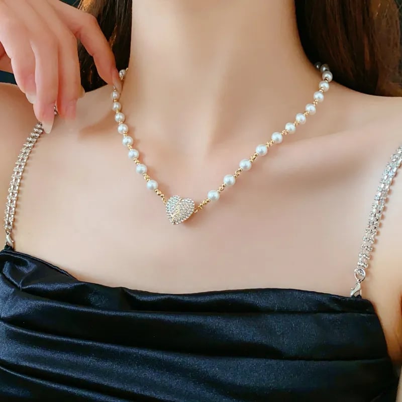 🔥 HOT SALE 🔥New Magnetic Pearl Heart Necklace