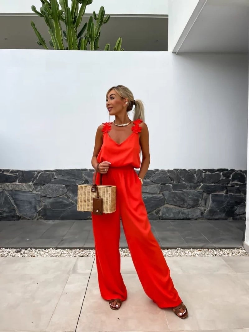 ✨Fashion vest + temperament wide leg pants🌸
