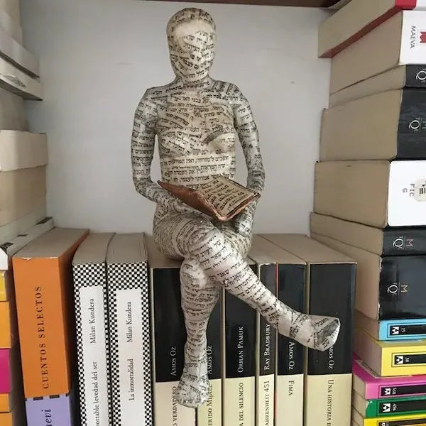 Reading woman