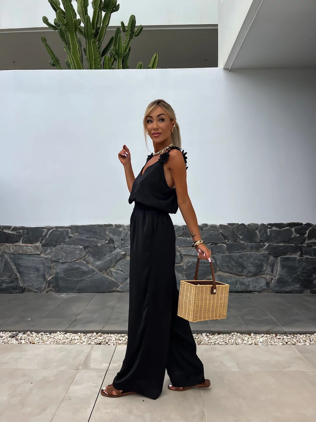 ✨Spring Style Alert🌸Women's Sleeveless Wide Leg Jumpsuit - Effortless Elegance!